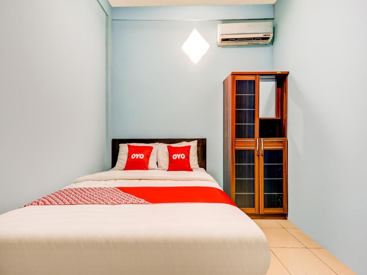 Oyo 90051 Guest House Parangtritis Esterno foto