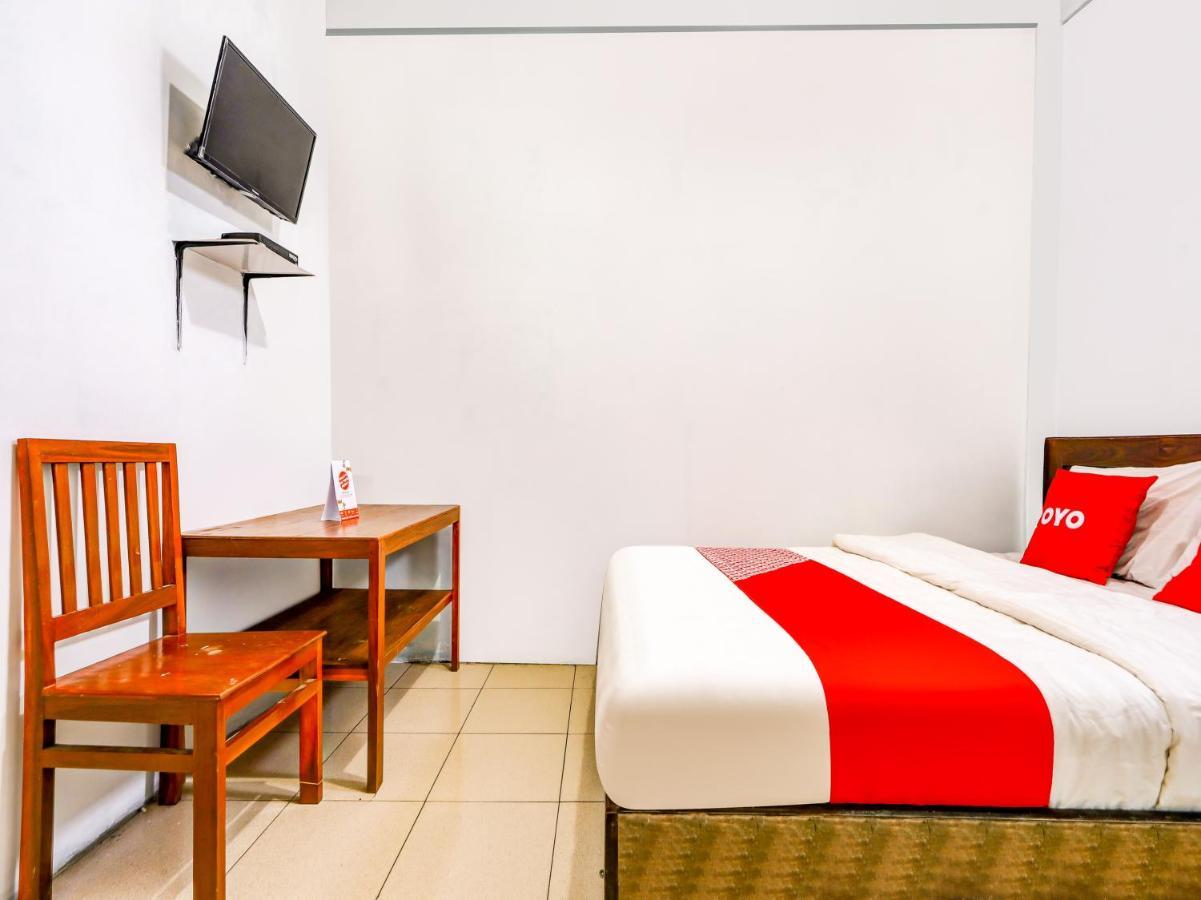 Oyo 90051 Guest House Parangtritis Esterno foto