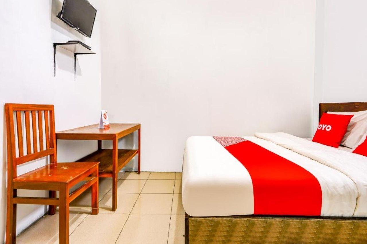 Oyo 90051 Guest House Parangtritis Esterno foto